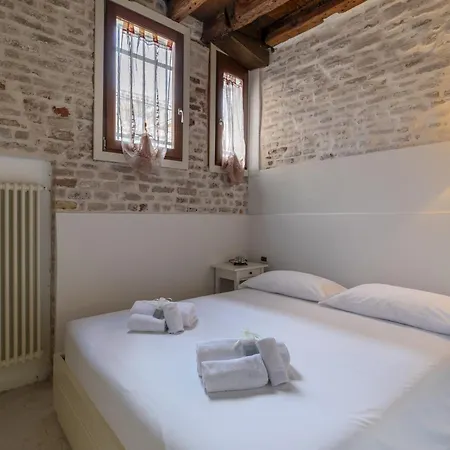 Casa Rugheta - Dorsoduro * Venezia